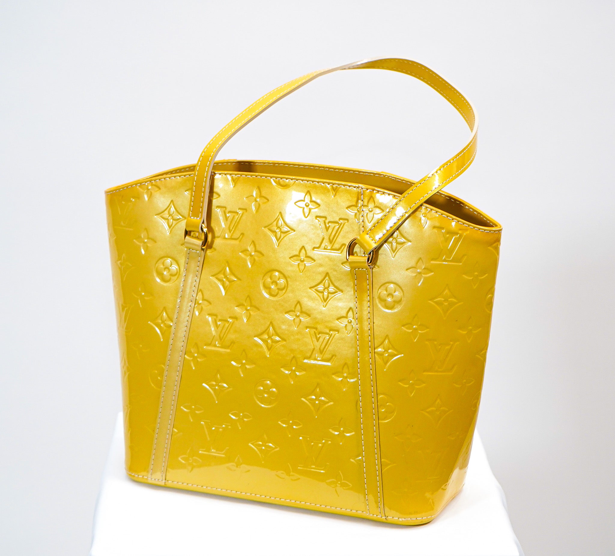 Louis Vuitton Vernis Bellevue GM Tote (Yellow)
