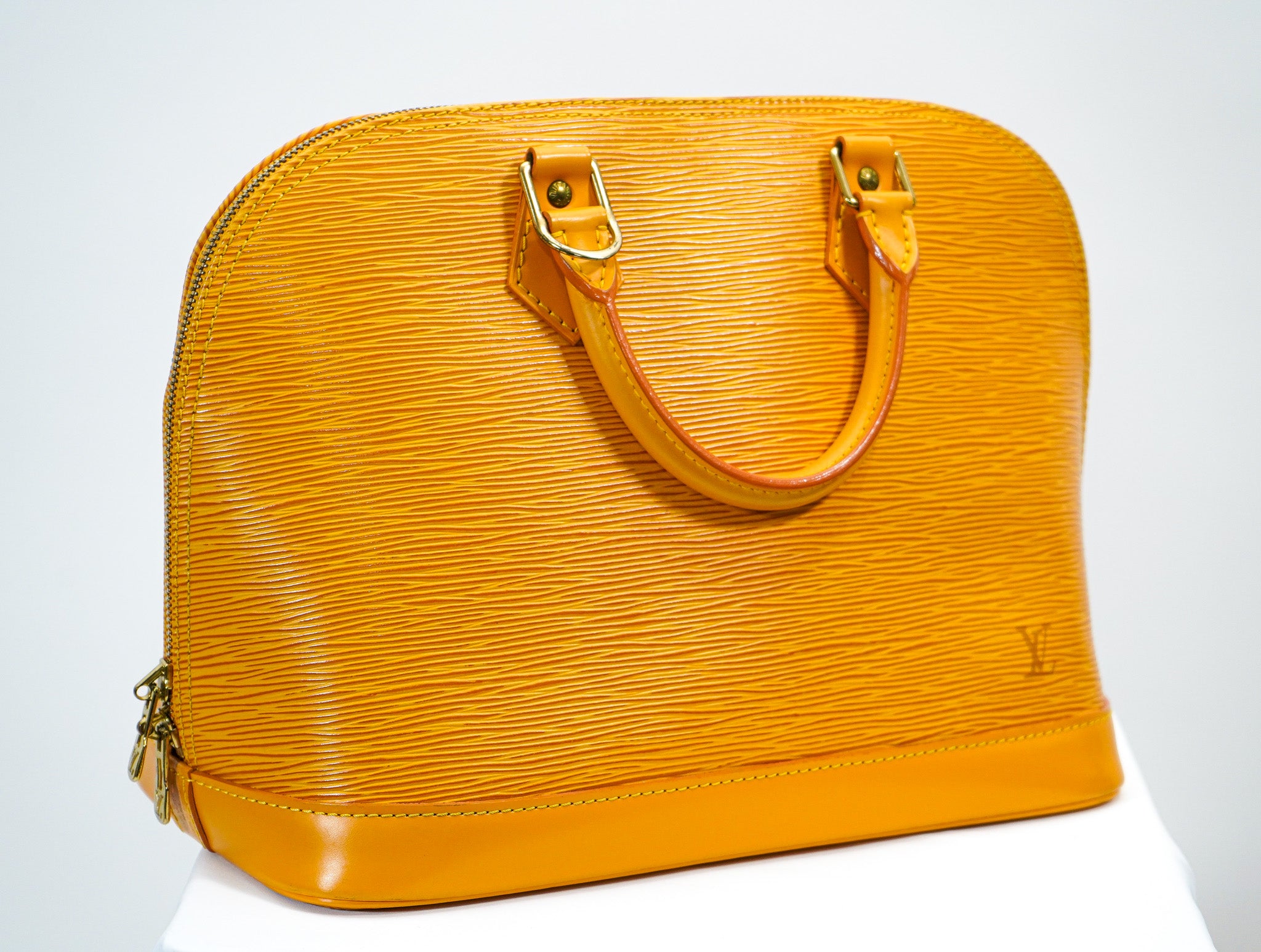 Louis Vuitton Alma PM – Epi Leather (Orange)