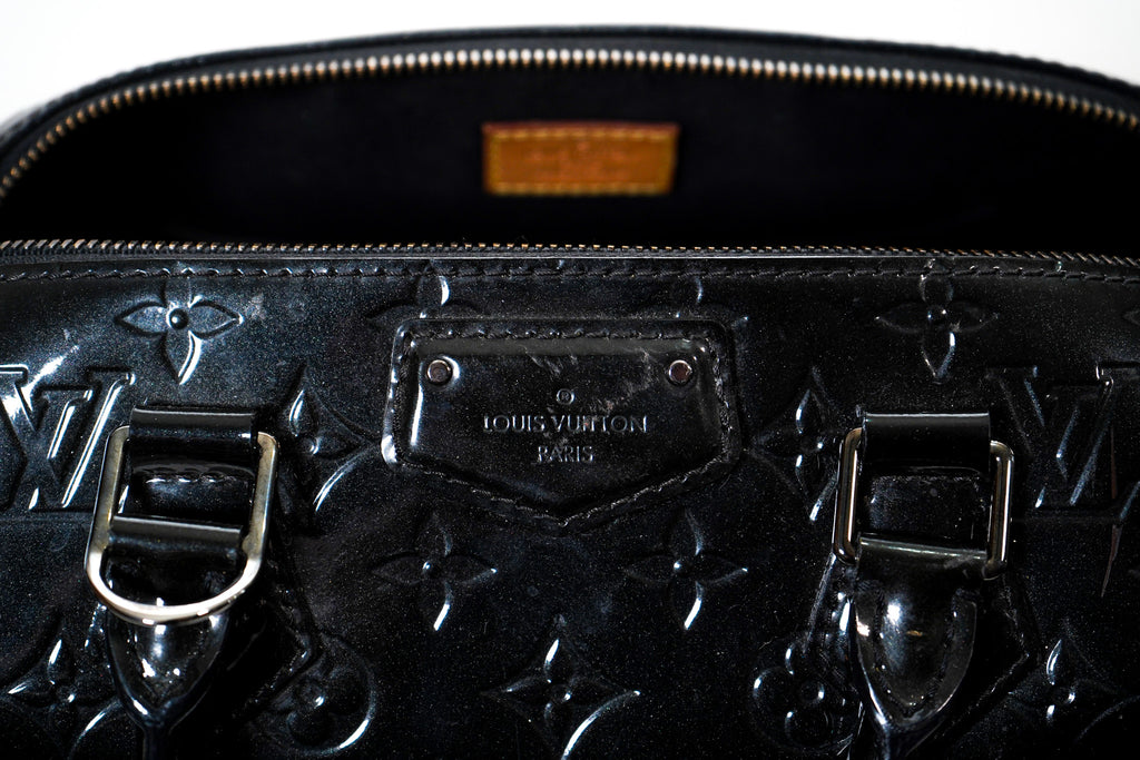 Louis Vuitton Summit Drive – Vernis Leather (Black)