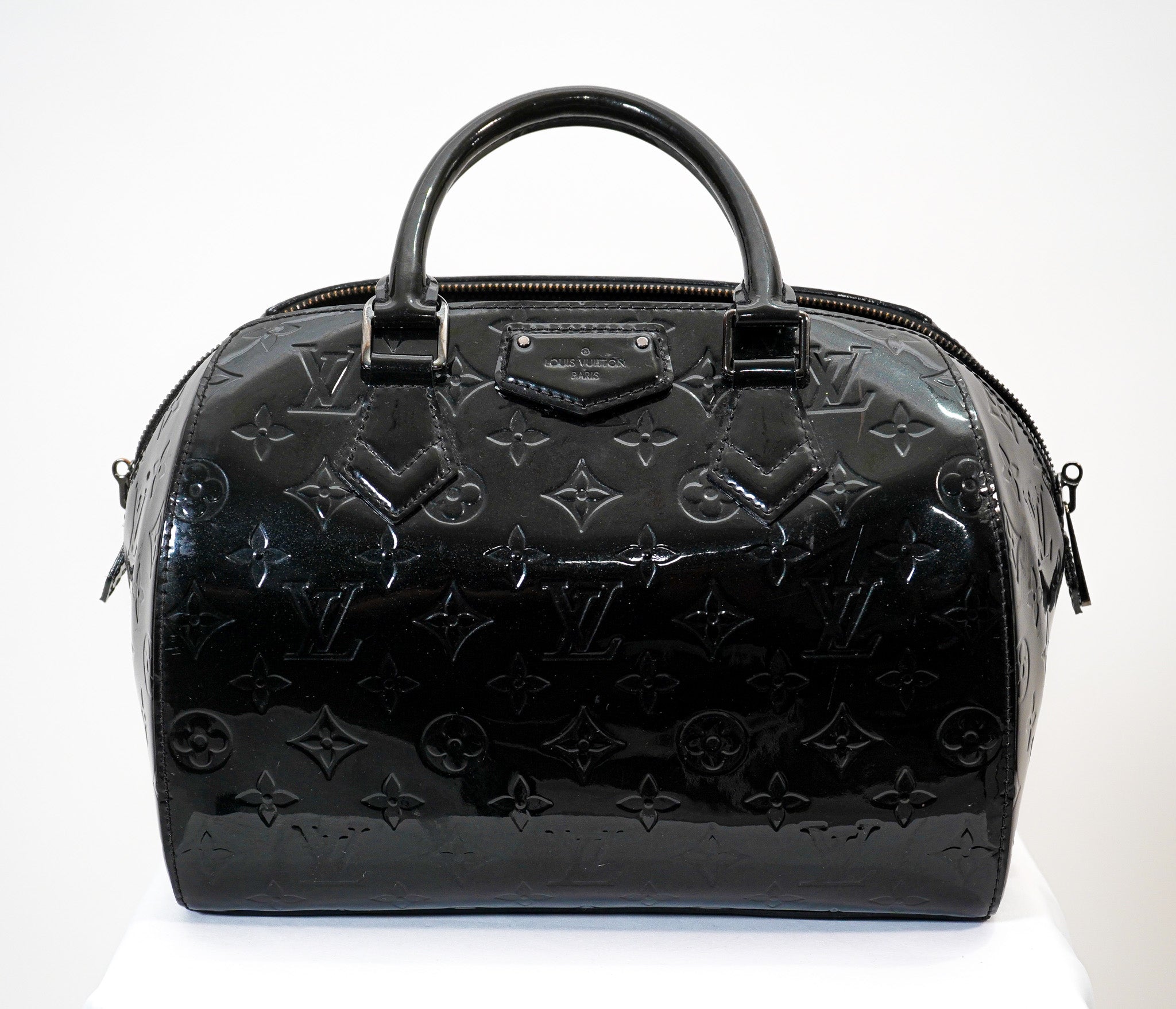 Louis Vuitton Summit Drive – Vernis Leather (Black)