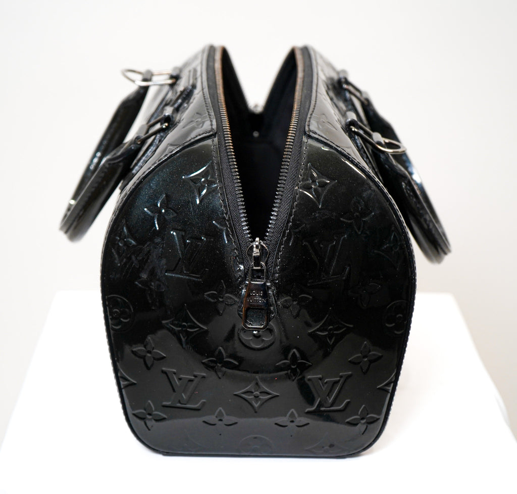 Louis Vuitton Summit Drive – Vernis Leather (Black)